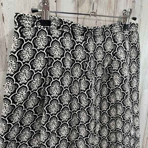 LOFT Skirt Womens 4P Black White Geometric Linen Blend A Line Pleated Front - Picture 2 of 7